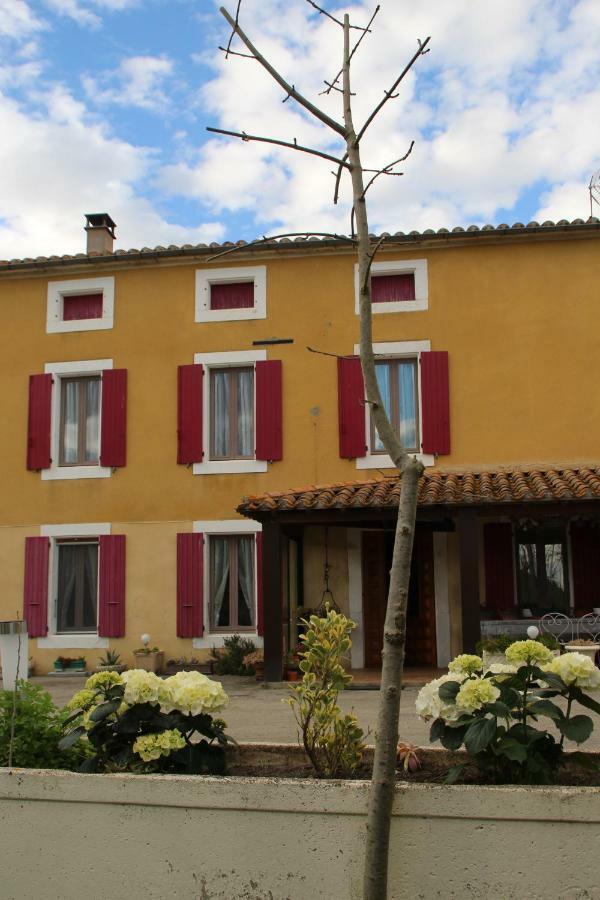 La Maison Du Soleil Saint-Gauderic Bagian luar foto